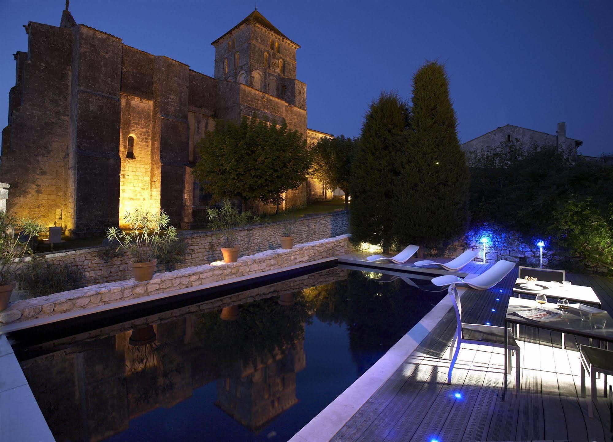 Design Hotel Des Francs Garcons Saint-Sauvant  Dış mekan fotoğraf